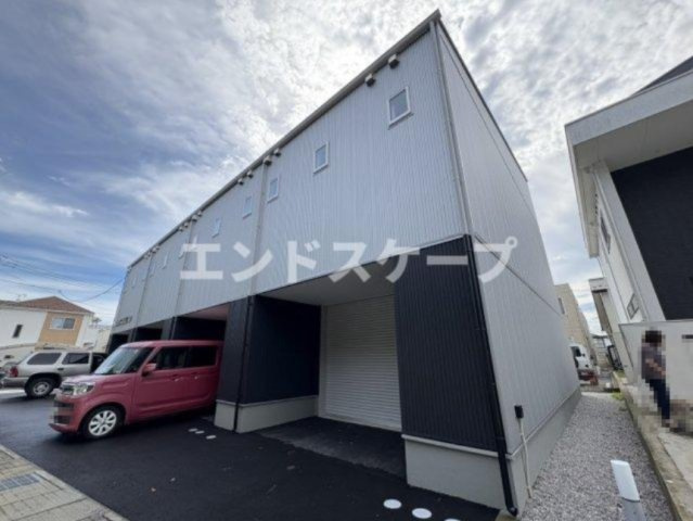 SOUTH-GARAGEの外観|高崎、前橋のお部屋探しはエンドスケープまで！お客様の理想お聞かせ下さい♪