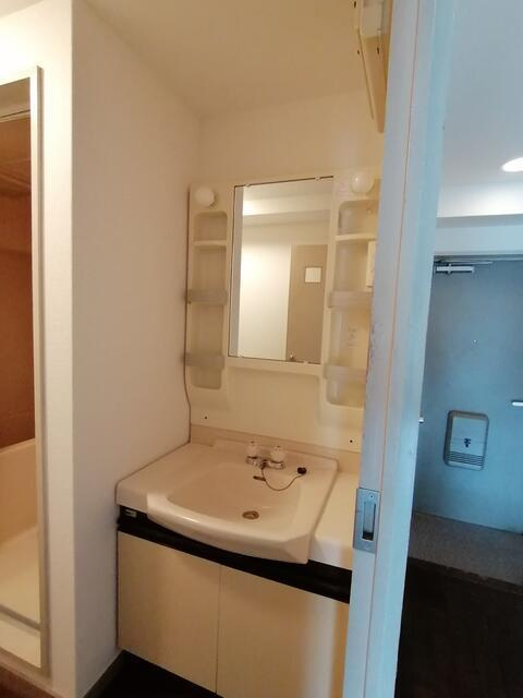 エスポワール中山の独立洗面台| 