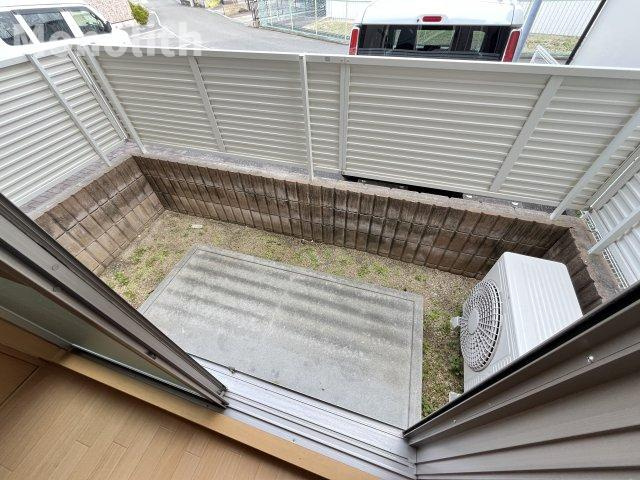 クレール琴山の庭
