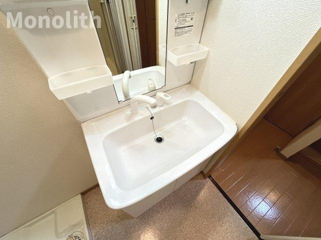 クレール琴山の洗面所