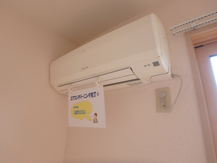 リビングタウン万々 C棟の設備|エアコン
