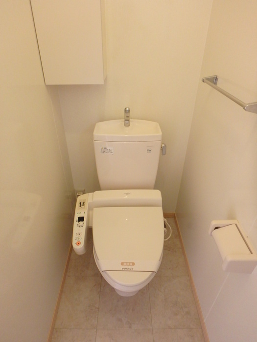 リビングタウン万々 C棟のトイレ|トイレ