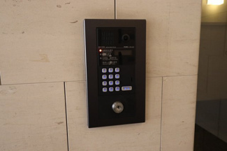 【エントランス】 | オートロック