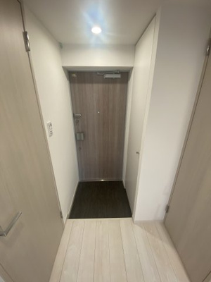 【玄関】 | レオーネ志村坂上