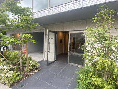 【エントランス】 | レオーネ志村坂上