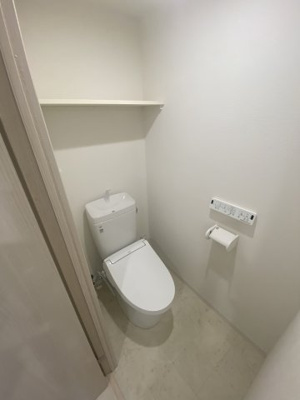 【トイレ】 | レオーネ志村坂上 | 温水洗浄便座