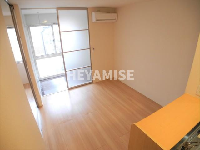 Deep Purple saiwaiの居間・リビング