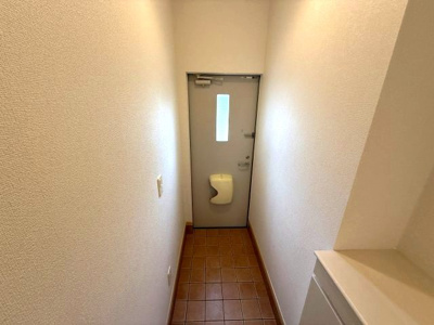 【玄関】 | ライトハウス