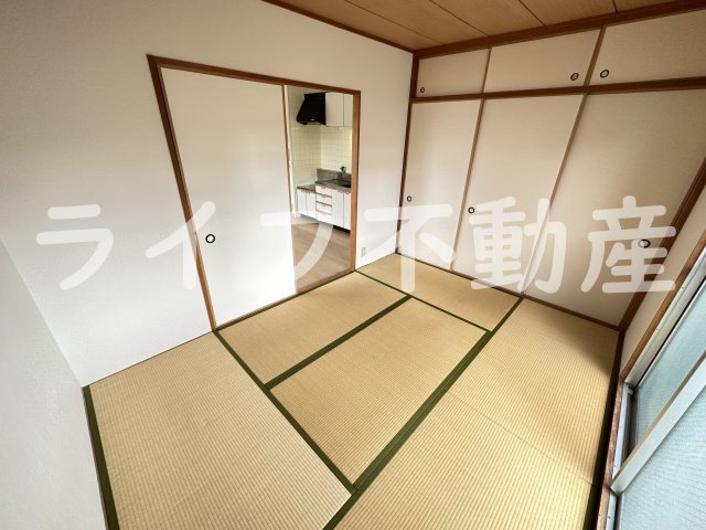 フォワイエの和室|日本らしい落ち着いた雰囲気の和室です