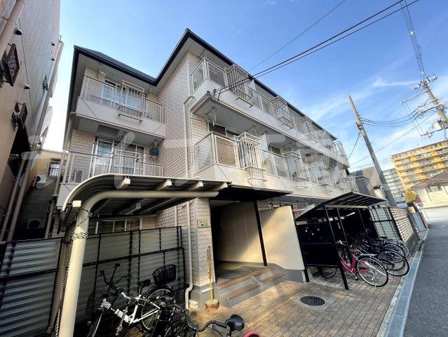 メゾン朝日八戸ノ里の外観|外観もきれいです