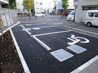 【駐車場】