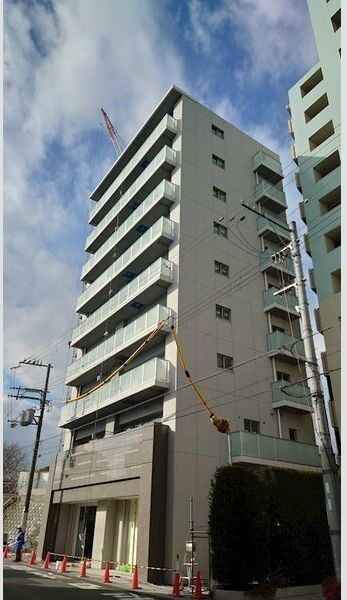 江坂　礎