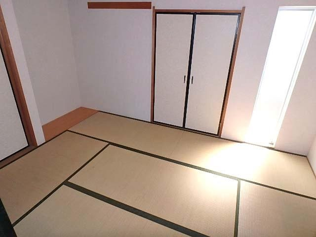 CASA VERTE 西明石の和室|来客時にも便利な和室付き