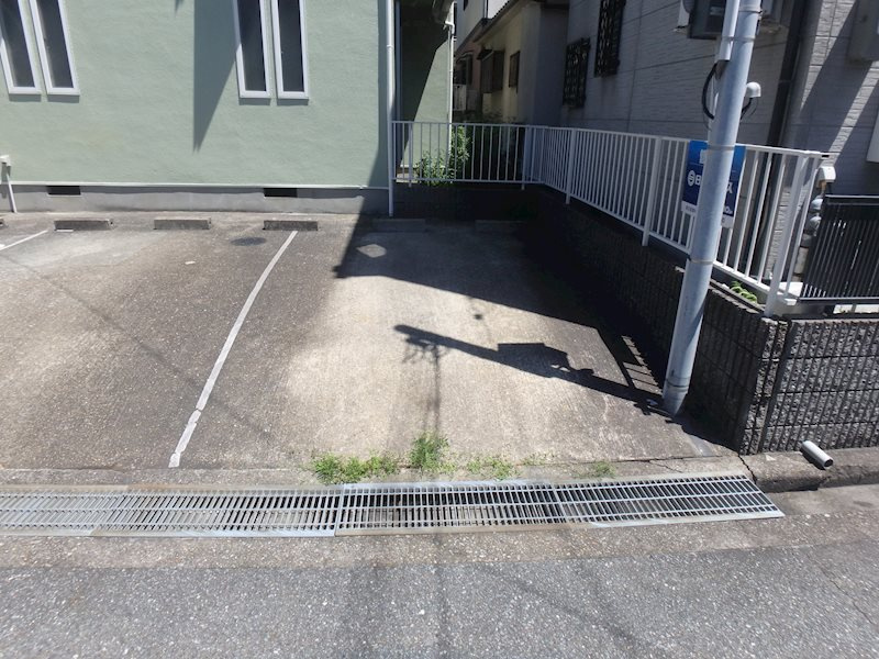 CASA VERTE 西明石の駐車場