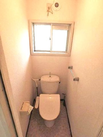 CASA VERTE 西明石のトイレ|コンパクトで使いやすいトイレです