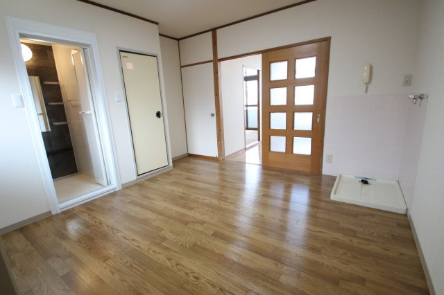 マンションシラヌイの居間・リビング