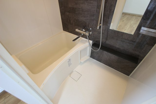マンションシラヌイの浴室
