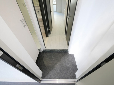 【玄関】 | ノーブルスクエア新町