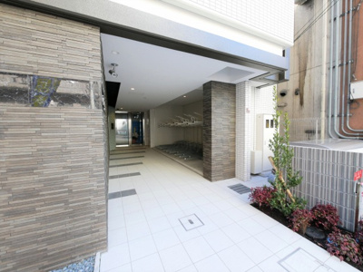 【エントランス】 | ノーブルスクエア新町