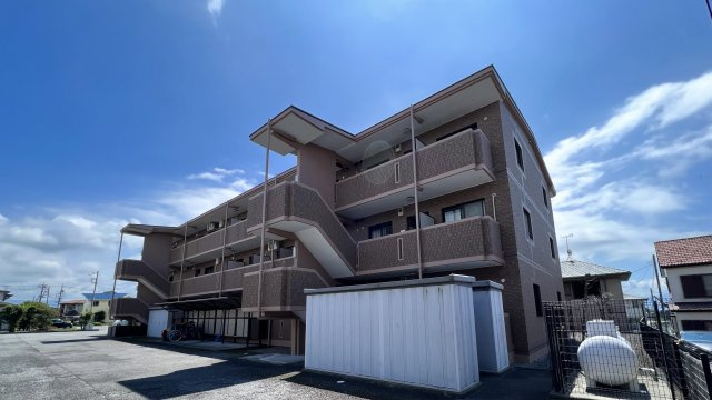 ソレイユＭの外観