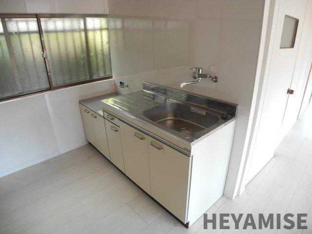 油木町貸家Ⅱのキッチン