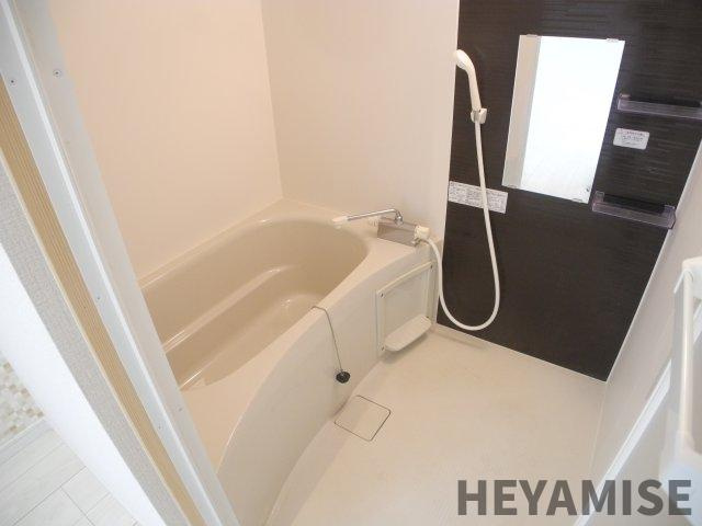 油木町貸家Ⅱの浴室