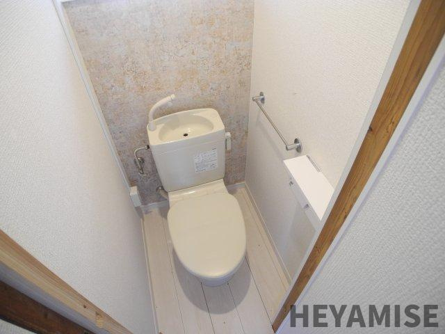 油木町貸家Ⅱのトイレ