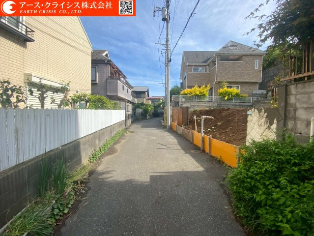 【前面道路含む現地写真】 | 船橋市西船2丁目 | 近隣には公園もあり、小さなお子様ものびのび外で遊ばせることがでる嬉しい立地環境となります♪