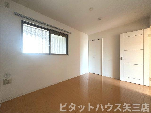 幸町シュンレジデンスの居間・リビング|ゆったり過ごせるリビングです