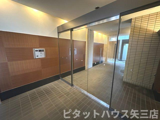 幸町シュンレジデンスのロビー|ゆとりのあるロビーです