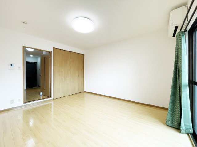 グレイスKMの居間・リビング