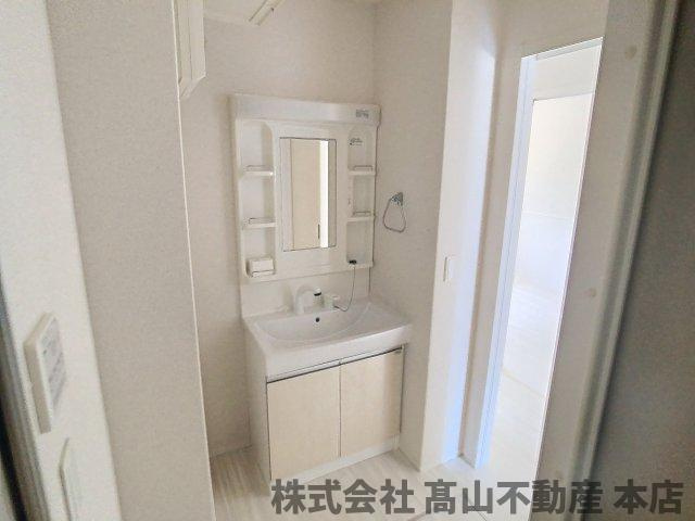 リリック・ポエトリーの独立洗面台