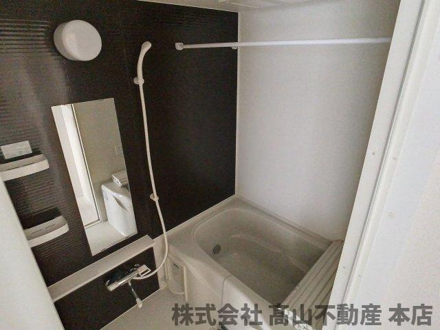 リリック・ポエトリーの浴室