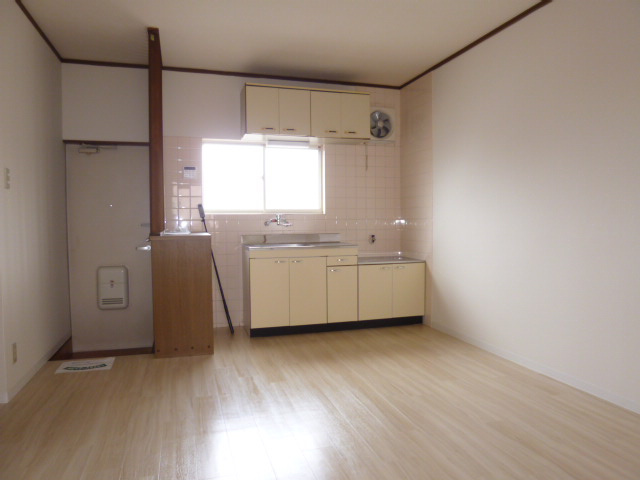 プチパール777の内装