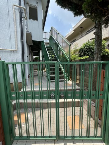 グリーンハイツのエントランス