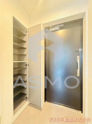 【玄関】 | エスグランデ中崎町