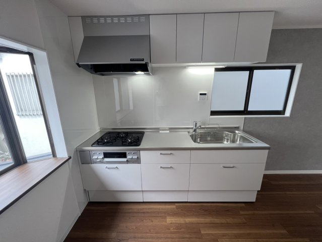 中野新町中古戸建のキッチン|きれいなキッチンです