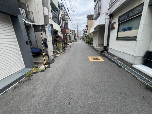 中野新町中古戸建の前面道路含む現地写真|前面道路含む現地写真です
