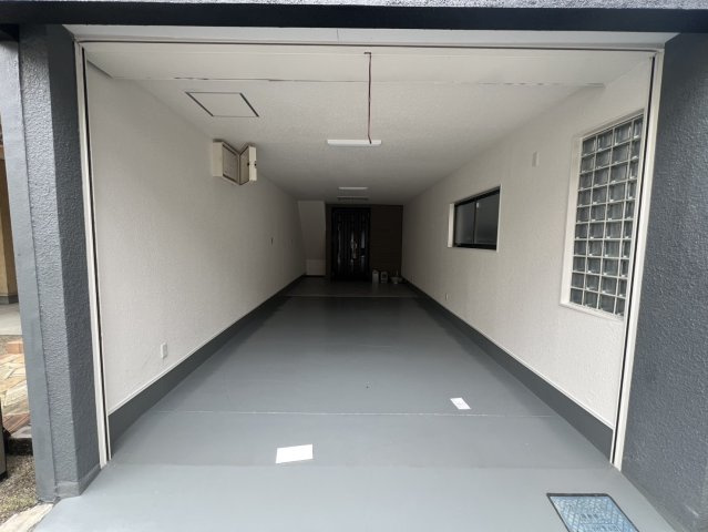 中野新町中古戸建の駐車場|駐車スペースもあります