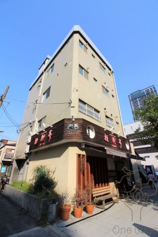 Azuma Apartment