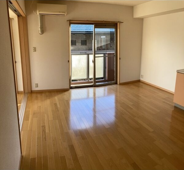 千寿パレスの居間・リビング