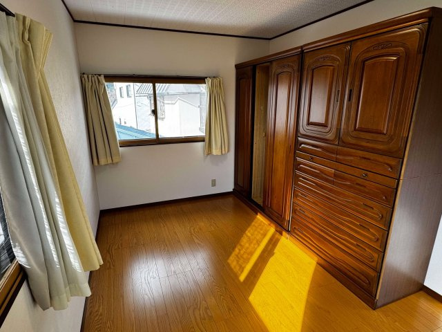 屋敷田　中古戸建の洋室