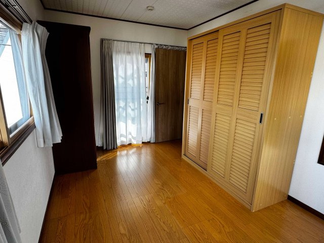 屋敷田　中古戸建の洋室