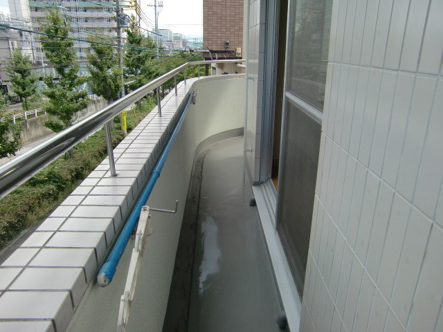 ヒルズ六甲のバルコニー