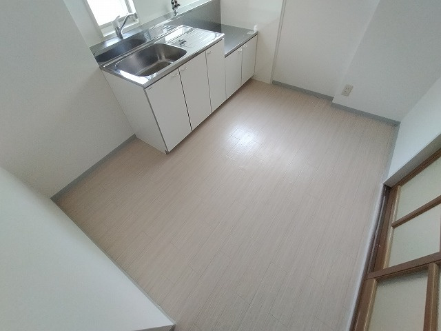 神戸市須磨区白川台６丁目のアパート
