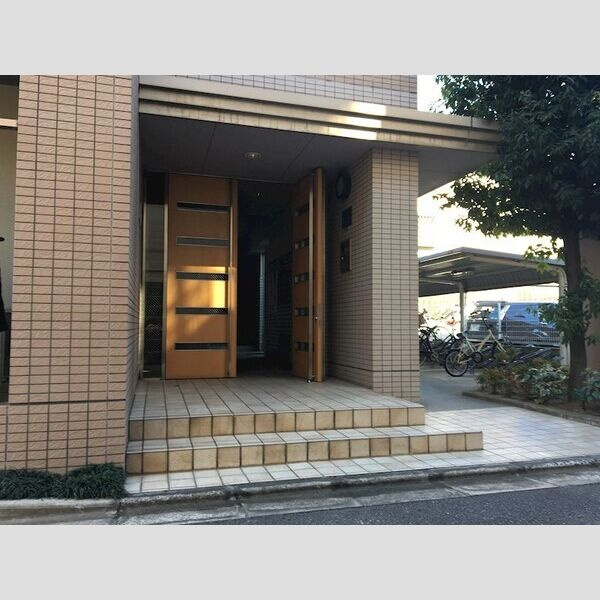 マ・メゾン15のエントランス