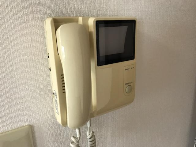 クレストールの内装|カメラ付インターホン