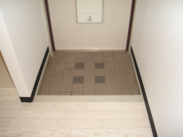 フォレスト，コーポの玄関|玄関