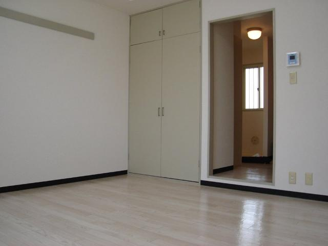 フォレスト，コーポの内装|洋室