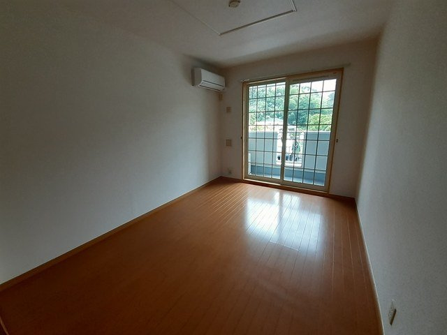 フィオーレＡの居間・リビング|使いやすい居間です